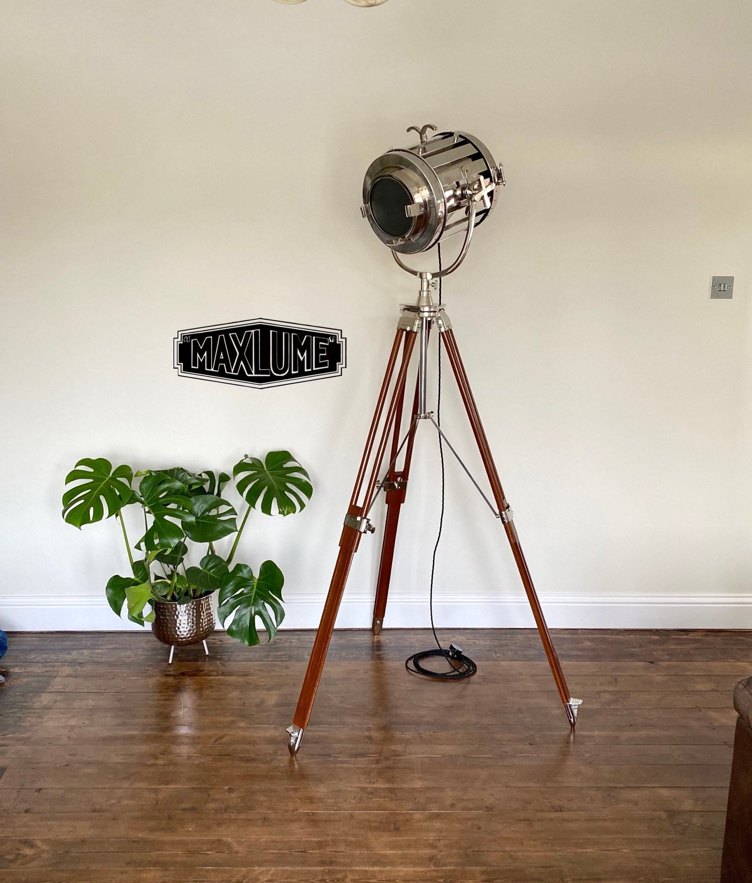 Maxlume ~ Hollywood Designer Tripod Search Light Luxury Theatre Spot Light Living Room Vintage