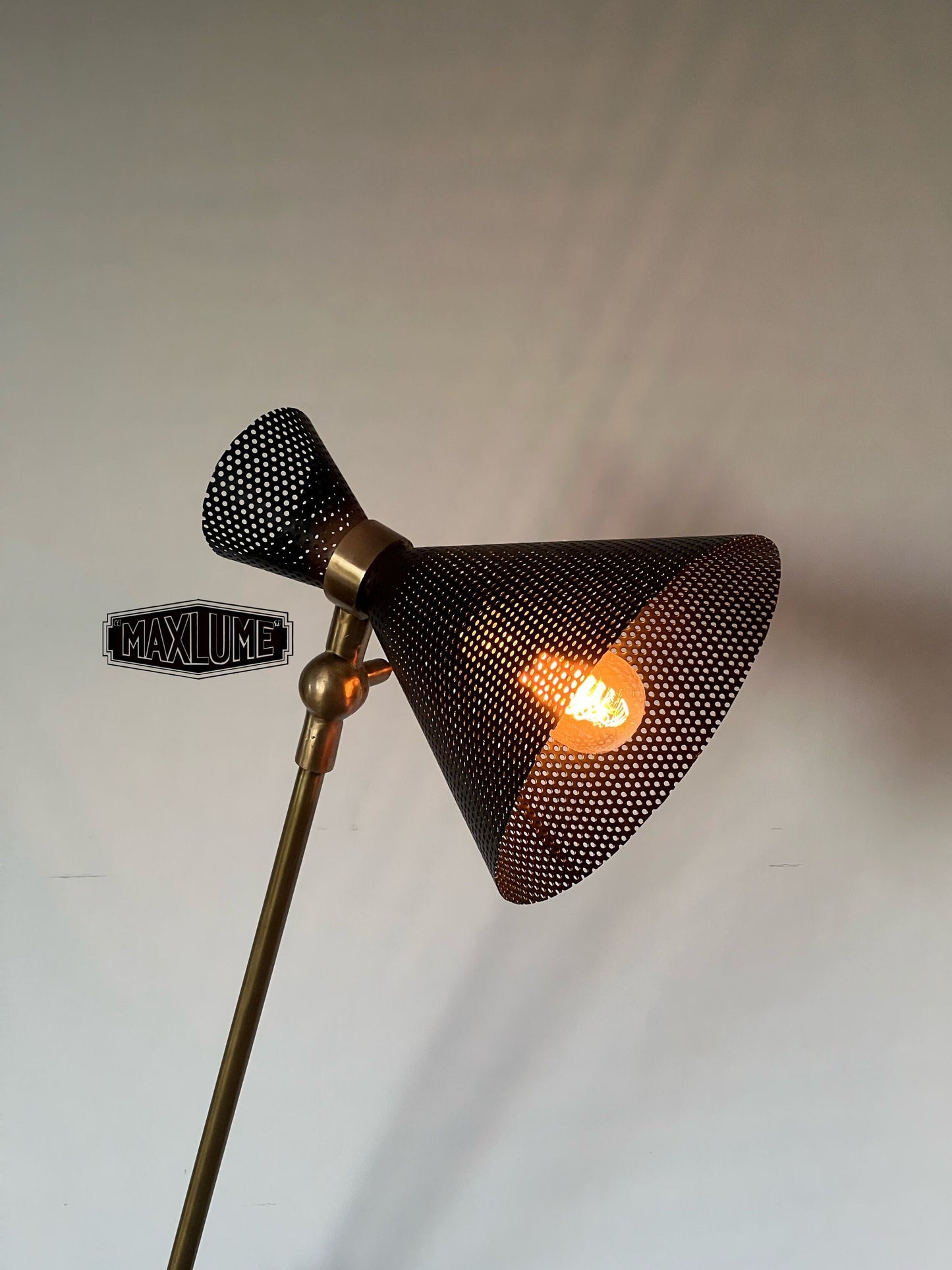 Maxlume ~ Solid Brass Table Lamp Vintage Style | Fabric Cable | Bedroom | Bedside Reading Light | Retro | Dimmable