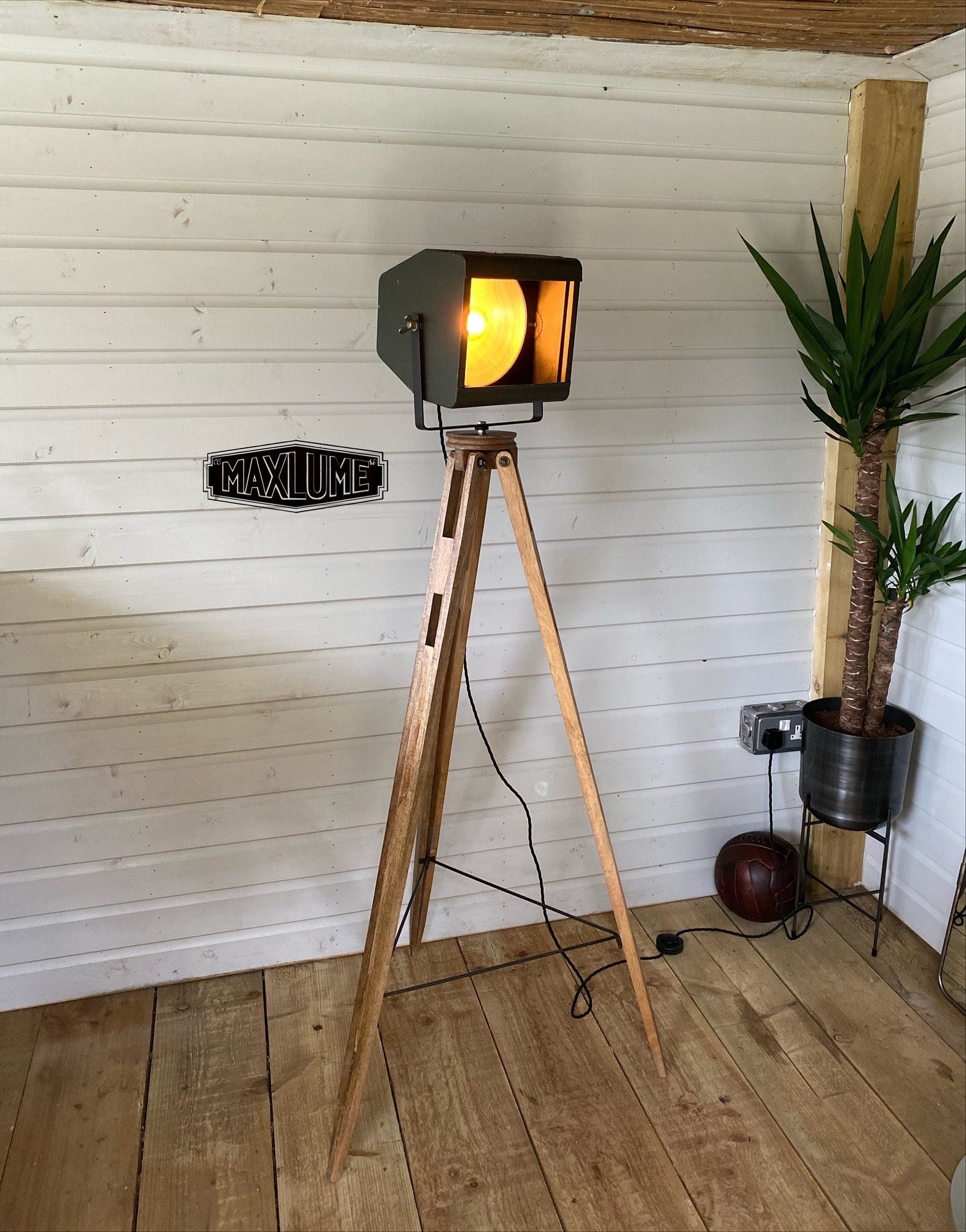 Maxlume ~ Genuine Strand Electric Searchlight Designer Tripod Light Luxury Theatre Spot Light Living Room Vintage Patt 137