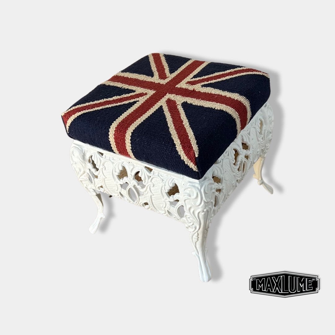 Maxlume ~ Union Jack Flag Bench | Great Britain | Pouf Solid Base | Vintage Style | Floor Standing | Man Cave Stool