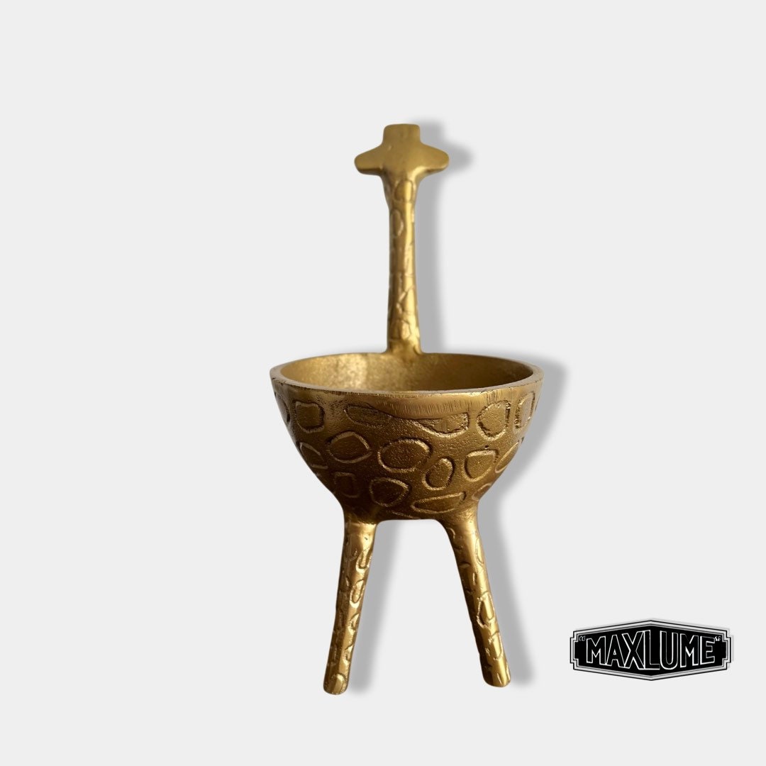 Maxlume - Giraffe Solid Cast Brass Metal Planter Pot for Succulents & Plants | Safari Planter | Animal Pot | Unique Planter |