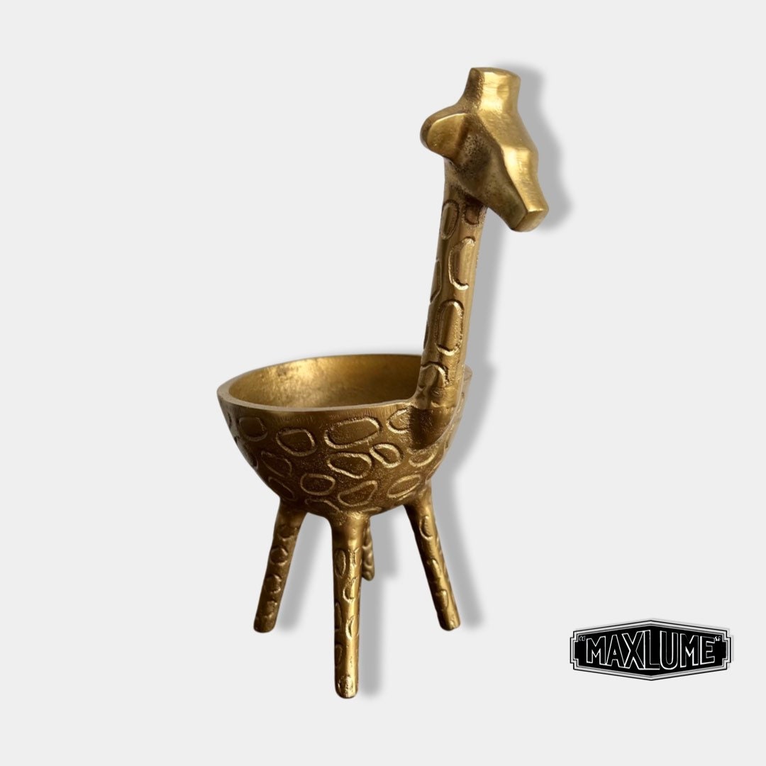 Maxlume - Giraffe Solid Cast Brass Metal Planter Pot for Succulents & Plants | Safari Planter | Animal Pot | Unique Planter |