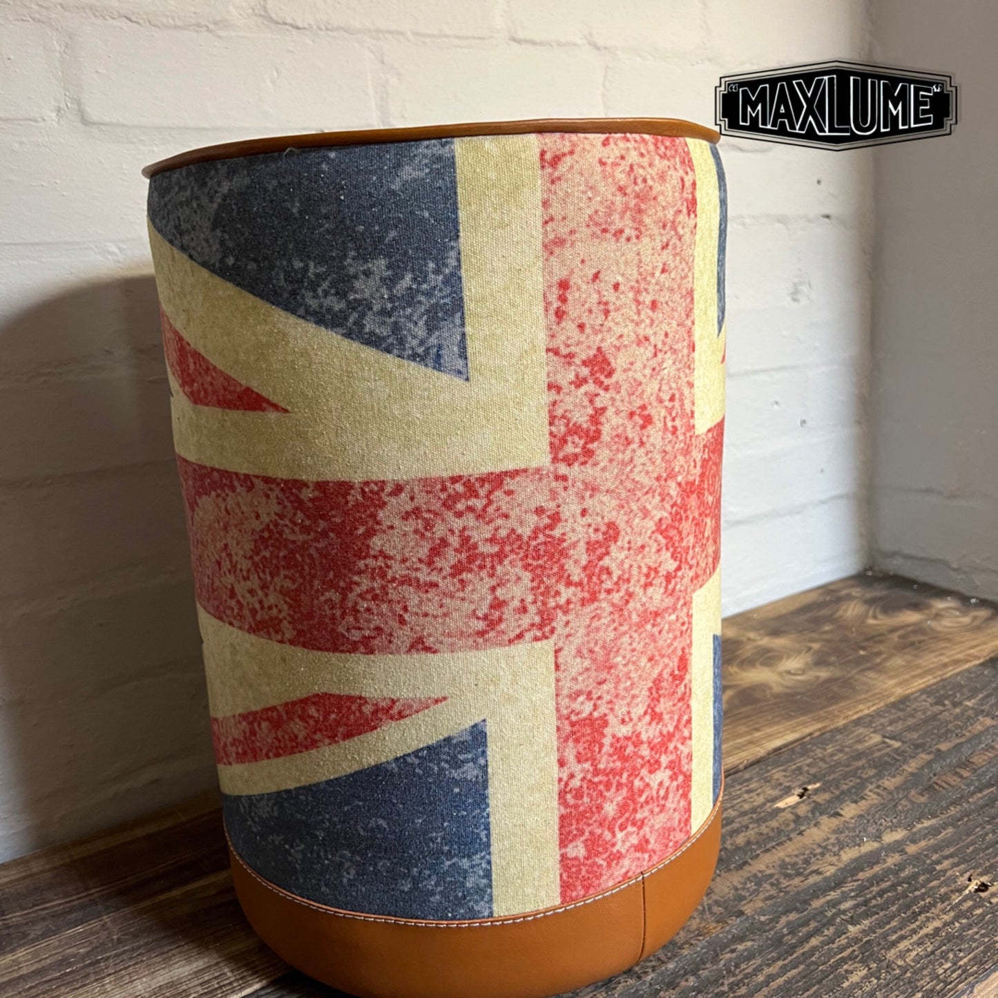 Maxlume ~ Union Jack Flag | Great Britain | Pouf Solid Base Genuine Leather | Vintage Style | Floor Standing | Man Cave Stool