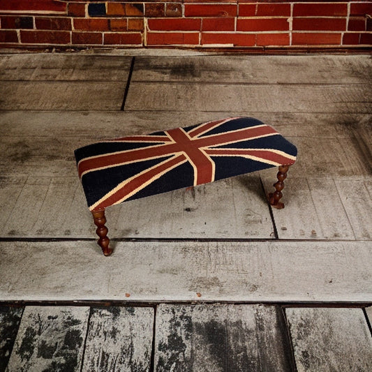 Maxlume ~ Union Jack Flag Bench | Great Britain | Pouf Solid Base | Vintage Style | Floor Standing | Man Cave Stool