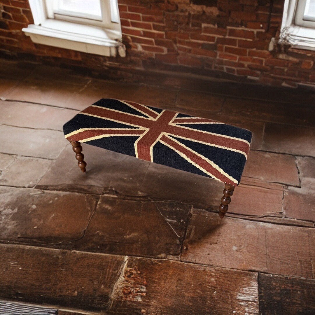 Maxlume ~ Union Jack Flag Bench | Great Britain | Pouf Solid Base | Vintage Style | Floor Standing | Man Cave Stool